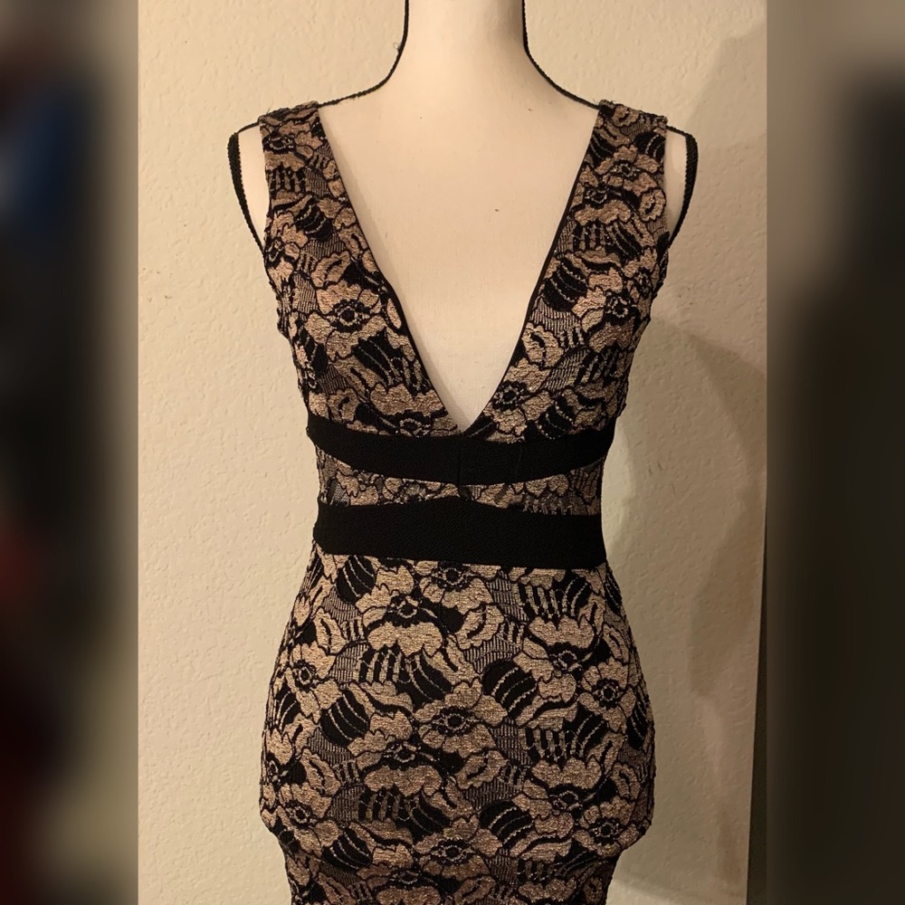 Black and gold bodycon dress